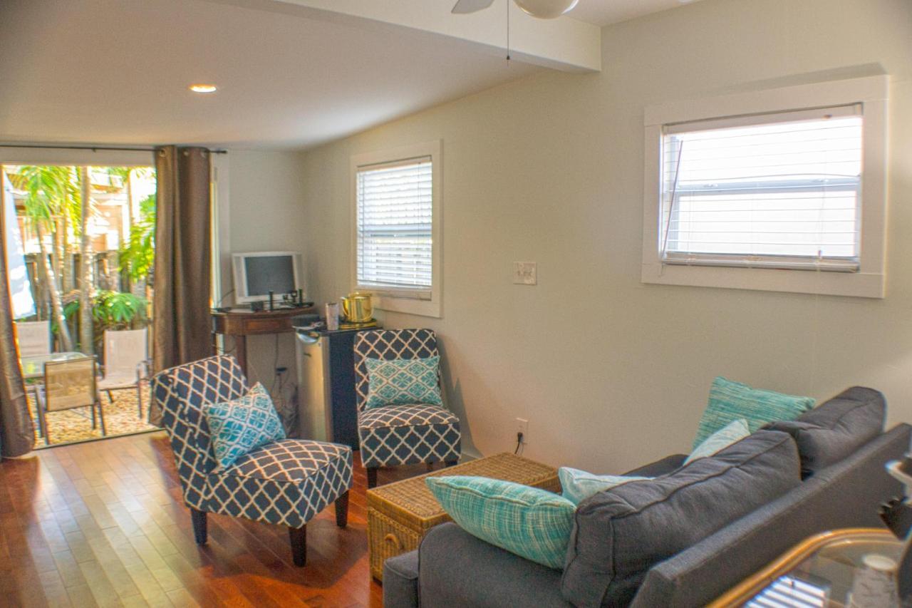 Duval House Bed & Breakfast คีย์เวสต์ ภายนอก รูปภาพ