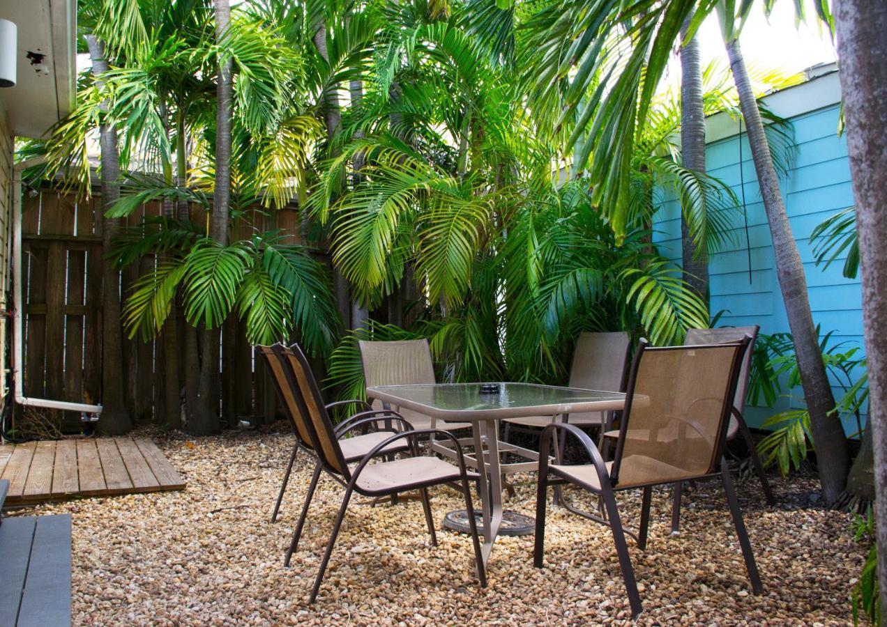 Duval House Bed & Breakfast คีย์เวสต์ ภายนอก รูปภาพ
