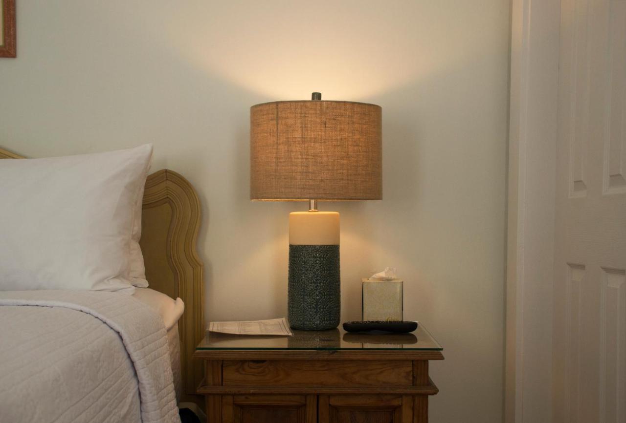 Duval House Bed & Breakfast คีย์เวสต์ ภายนอก รูปภาพ